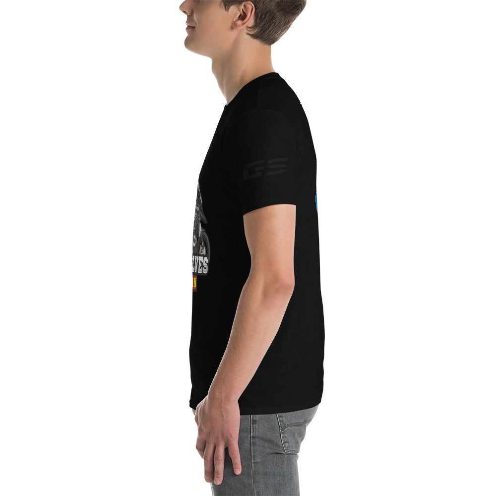 GS Wolves Spain + GS Wolves On Tour Design T-Shirt